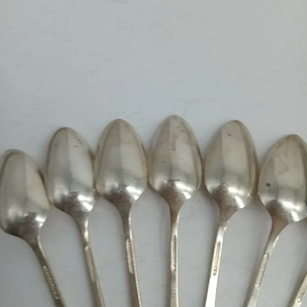 8X SS LADY HAMILTON Gumbo Spoons 1932 Silverplate Community Plate Soup Oneida